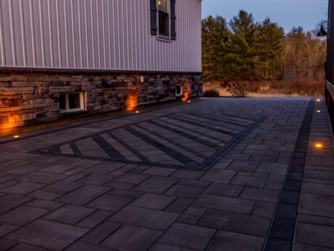Lake Winnipesaukee Paver Driveway